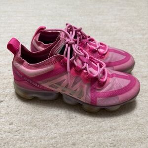 Nike Vapor Max 2019 Psychic Barbie Pink Shoes Sneakers Women's Size 7.5